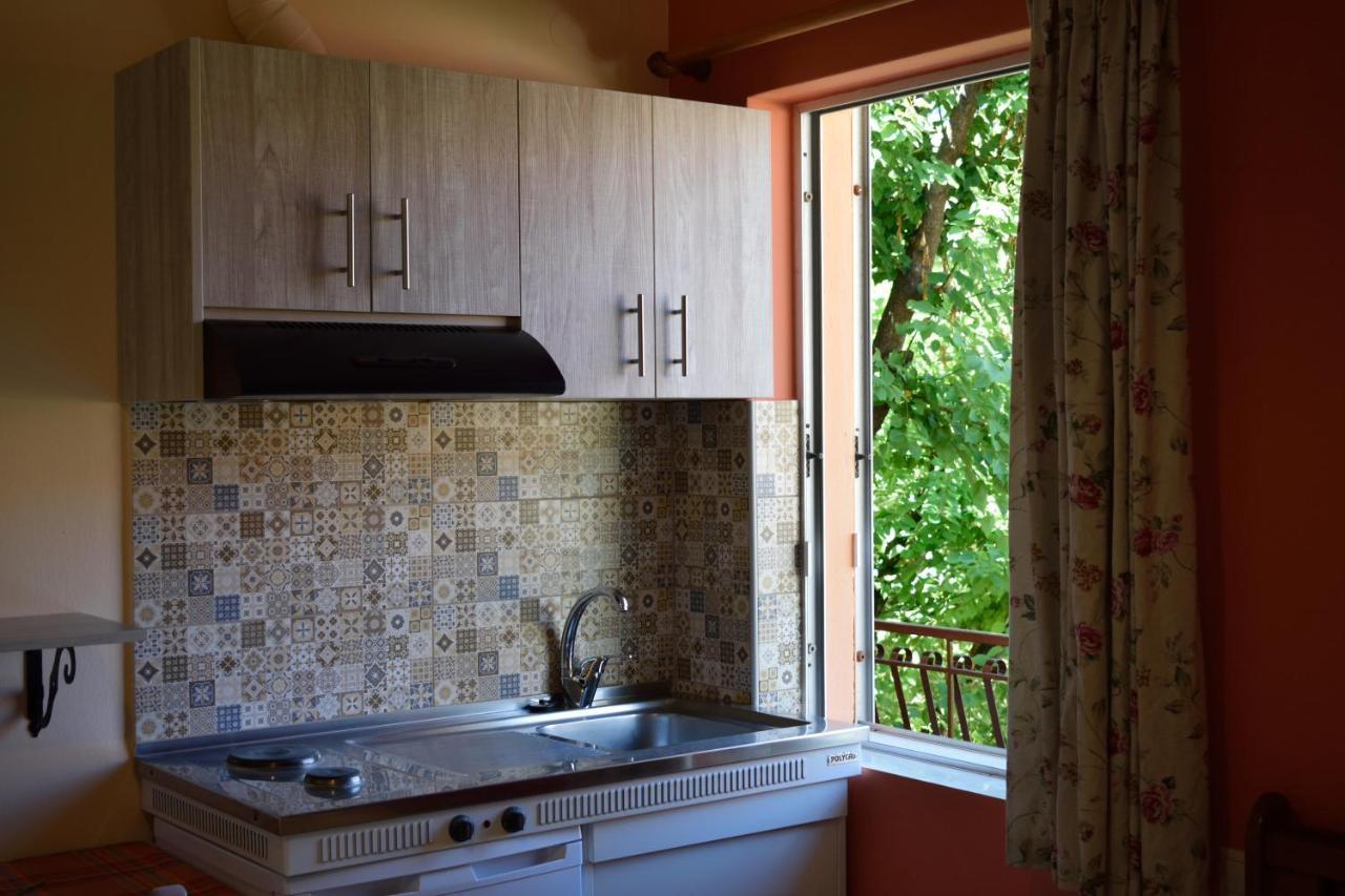 Stamoulis Apartments Айя-Евфимия Экстерьер фото